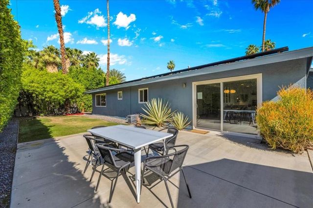 2109 E Paseo Gracia, Palm Springs, CA 92262
