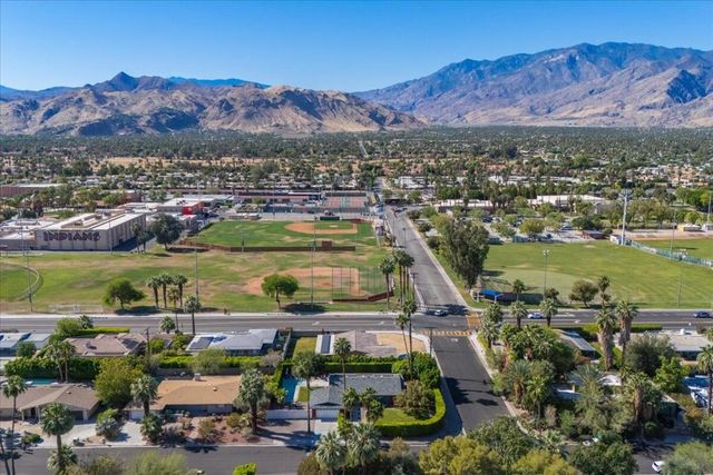 2109 E Paseo Gracia, Palm Springs, CA 92262