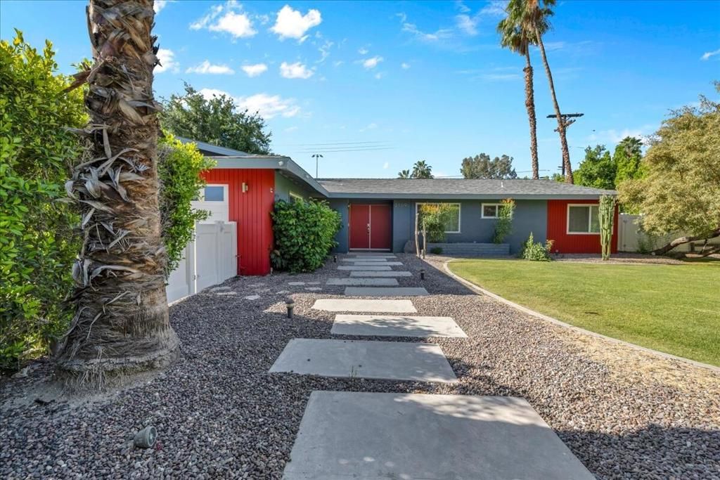 2109 E Paseo Gracia, Palm Springs, CA 92262