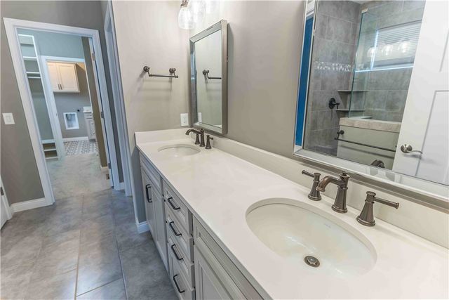 498 Carleton Drive, Sugarcreek Twp, OH 45440