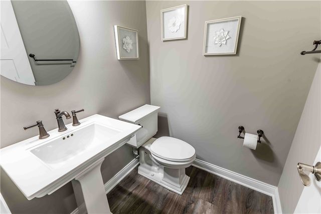 498 Carleton Drive, Sugarcreek Twp, OH 45440