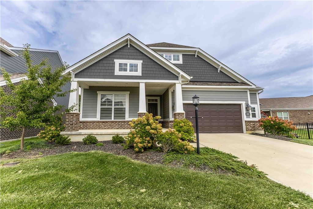 498 Carleton Drive, Sugarcreek Twp, OH 45440