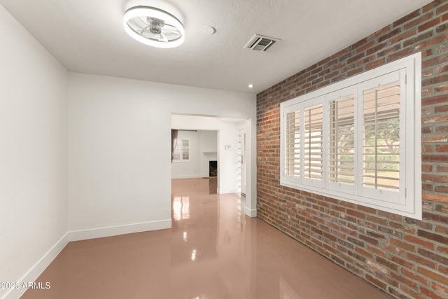 526 W WINDSOR Avenue, Phoenix, AZ 85003