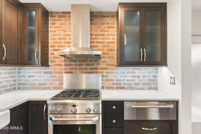 526 W WINDSOR Avenue, Phoenix, AZ 85003