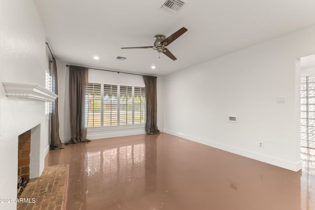 526 W WINDSOR Avenue, Phoenix, AZ 85003