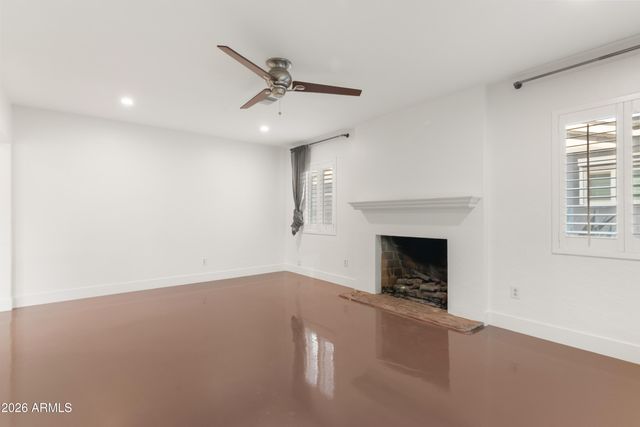 526 W WINDSOR Avenue, Phoenix, AZ 85003