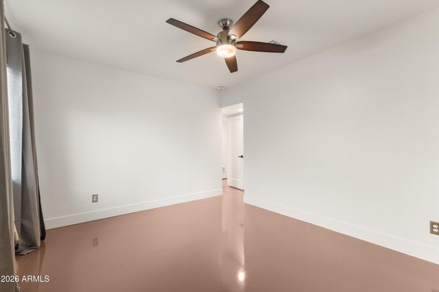 526 W WINDSOR Avenue, Phoenix, AZ 85003