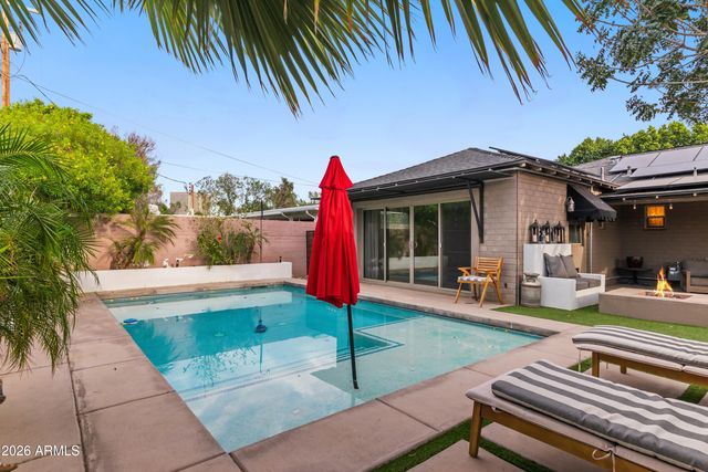 526 W WINDSOR Avenue, Phoenix, AZ 85003