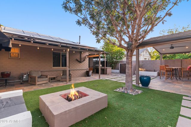 526 W WINDSOR Avenue, Phoenix, AZ 85003