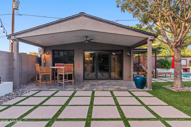 526 W WINDSOR Avenue, Phoenix, AZ 85003