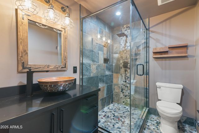 526 W WINDSOR Avenue, Phoenix, AZ 85003