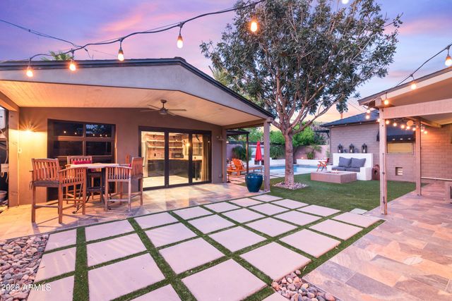 526 W WINDSOR Avenue, Phoenix, AZ 85003