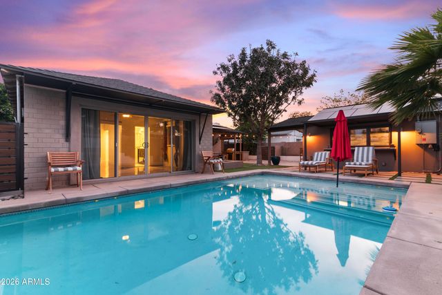 526 W WINDSOR Avenue, Phoenix, AZ 85003