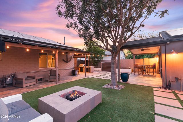 526 W WINDSOR Avenue, Phoenix, AZ 85003