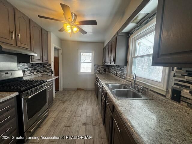 616 Glendale Avenue, Lansing, MI 48910