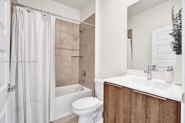 4725 NW 85th Ave 38, Doral, FL 33166