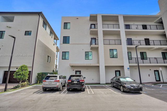 4725 NW 85th Ave 38, Doral, FL 33166