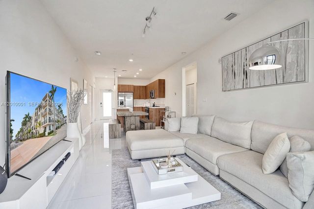 4725 NW 85th Ave 38, Doral, FL 33166