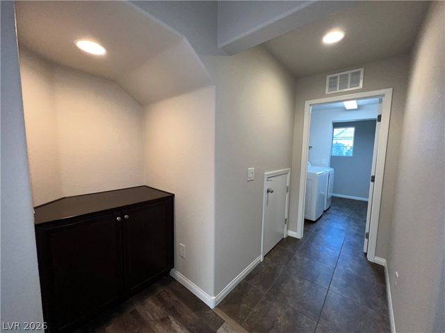 10804 Leatherstocking Avenue, Las Vegas, NV 89166