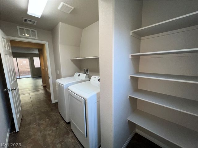 10804 Leatherstocking Avenue, Las Vegas, NV 89166