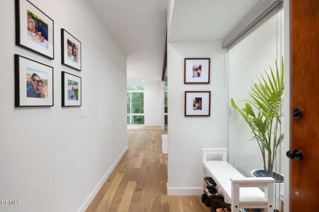5148 Oakwood Avenue, La Canada Flintridge, CA 91011