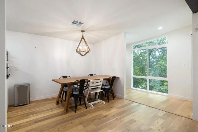 5148 Oakwood Avenue, La Canada Flintridge, CA 91011