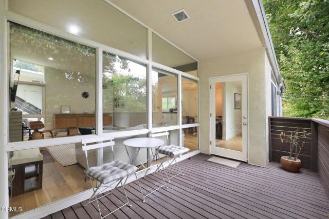 5148 Oakwood Avenue, La Canada Flintridge, CA 91011