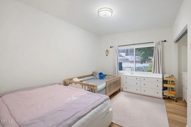 5148 Oakwood Avenue, La Canada Flintridge, CA 91011