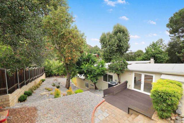 5148 Oakwood Avenue, La Canada Flintridge, CA 91011