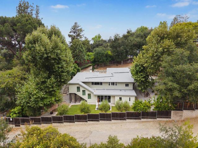 5148 Oakwood Avenue, La Canada Flintridge, CA 91011