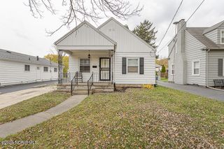 4517 Burnham Avenue, Toledo, OH 43612