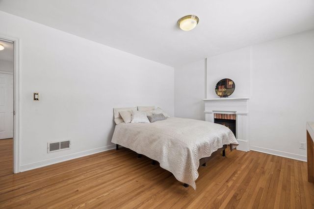 5616 Beard Avenue S, Edina, MN 55410