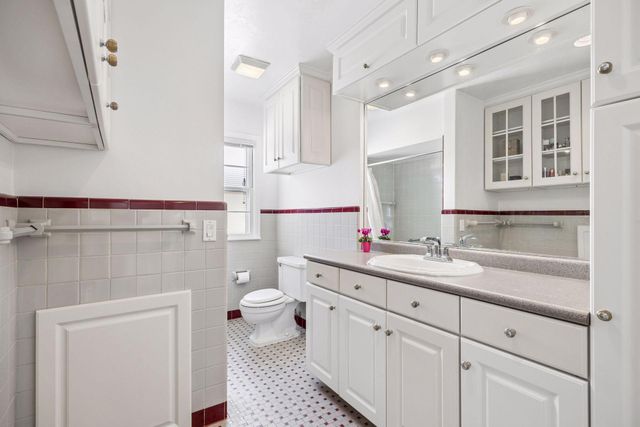 5616 Beard Avenue S, Edina, MN 55410