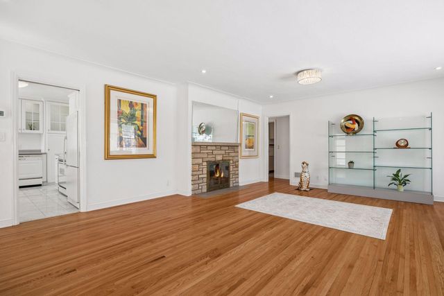 5616 Beard Avenue S, Edina, MN 55410