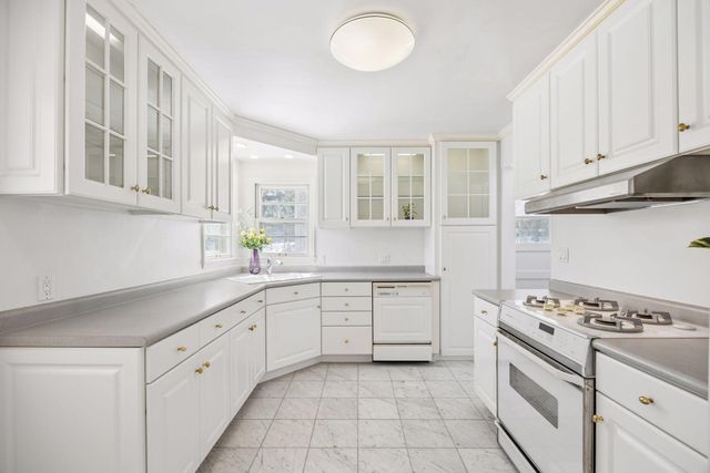 5616 Beard Avenue S, Edina, MN 55410