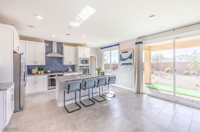 1194 Kaylis Cove Place 74, North Las Vegas, NV 89084