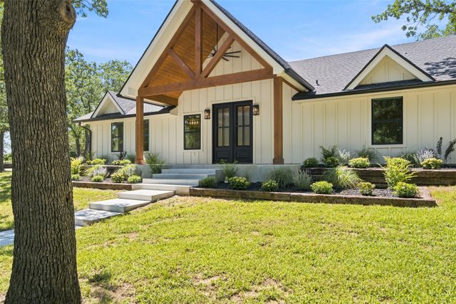 1459 Darren Drive, Stephenville, TX 76401