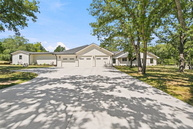 1459 Darren Drive, Stephenville, TX 76401