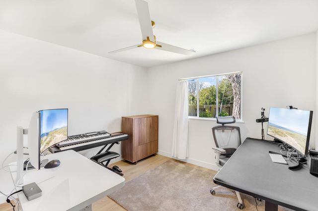 601 J St, Davis, CA 95616