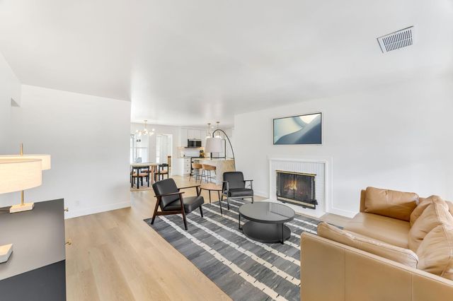 601 J St, Davis, CA 95616