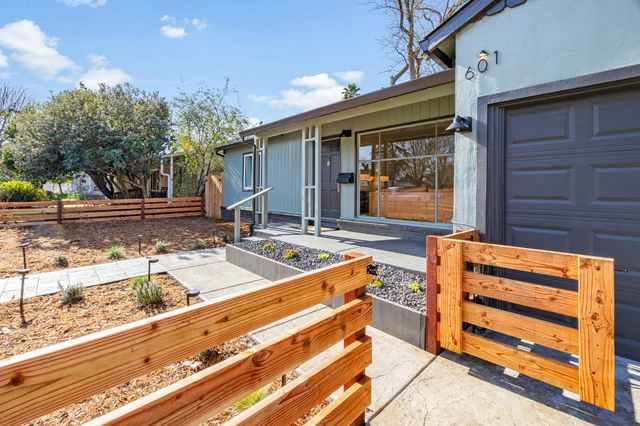 601 J St, Davis, CA 95616