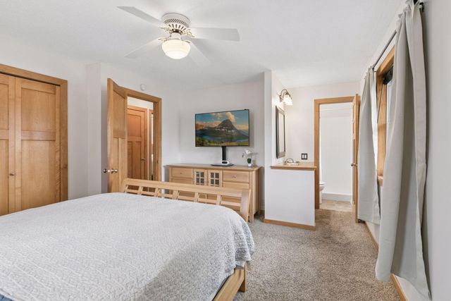 9016 66th Avenue N, Brooklyn Park, MN 55428