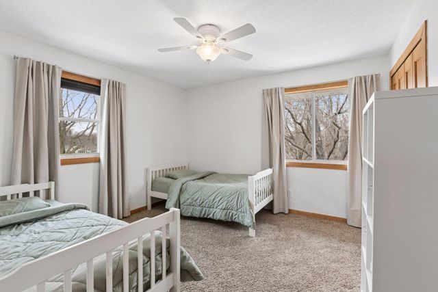 9016 66th Avenue N, Brooklyn Park, MN 55428