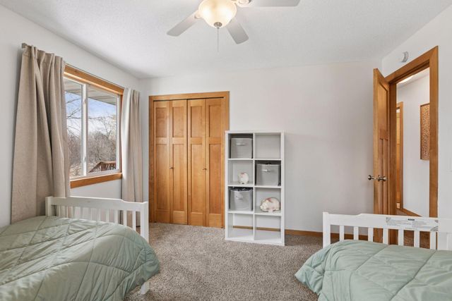 9016 66th Avenue N, Brooklyn Park, MN 55428