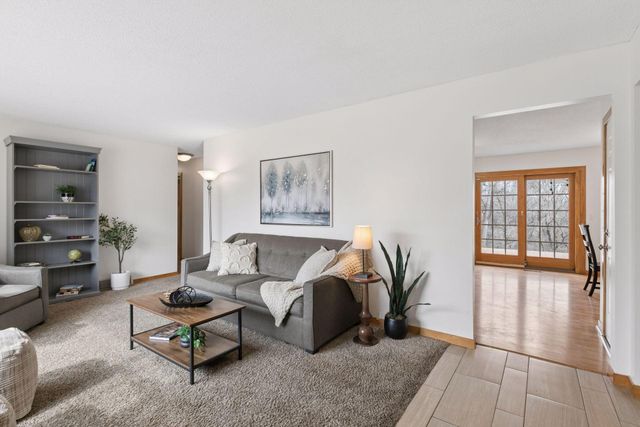 9016 66th Avenue N, Brooklyn Park, MN 55428