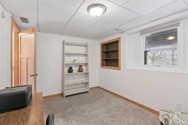 9016 66th Avenue N, Brooklyn Park, MN 55428