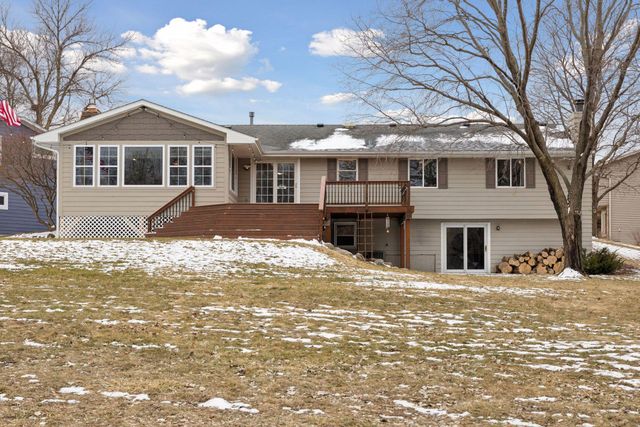 9016 66th Avenue N, Brooklyn Park, MN 55428