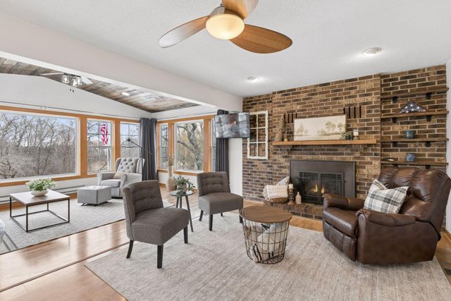 9016 66th Avenue N, Brooklyn Park, MN 55428