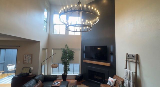 1914 Augusta Drive 1, Houston, TX 77057