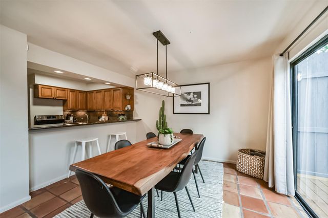 1914 Augusta Drive 1, Houston, TX 77057